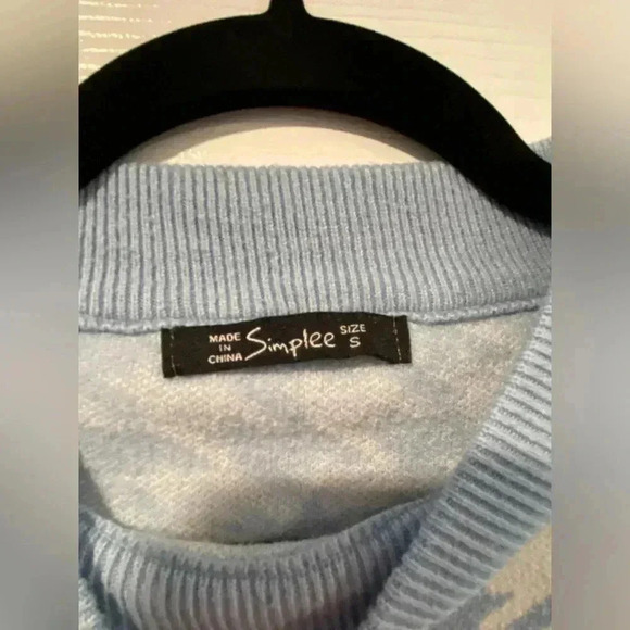 Simplee Soft Knit Short Baby Blue White Houndstooth Pullover Sweater Size Small - Picture 3 of 10